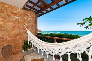 Rom, 2 soverom, balkong, sjøvendt | Utsikt fra rommet