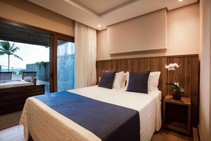 Minibar y caja de seguridad en la habitación 