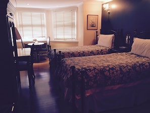 Superior Twin Room | Premium bedding, individually decorated, iron/ironing board, free WiFi