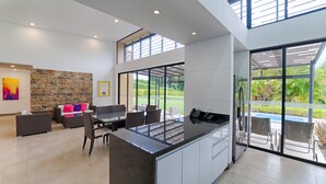 Villa, 3 soverom | Eget kjøkken | Kaffetrakter/tekoker