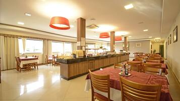 Café da manhã e jantar, culinária brasileira