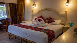 Comfort Cabin, 1 King Bed, Ensuite, Beachside