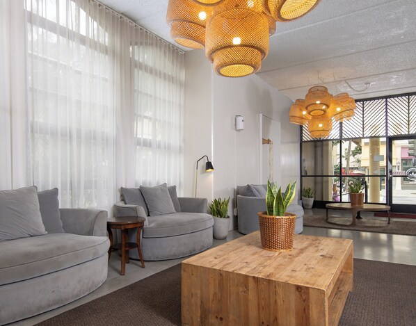 Lobby - Ohia Waikiki Studio Suites (Honolulu)