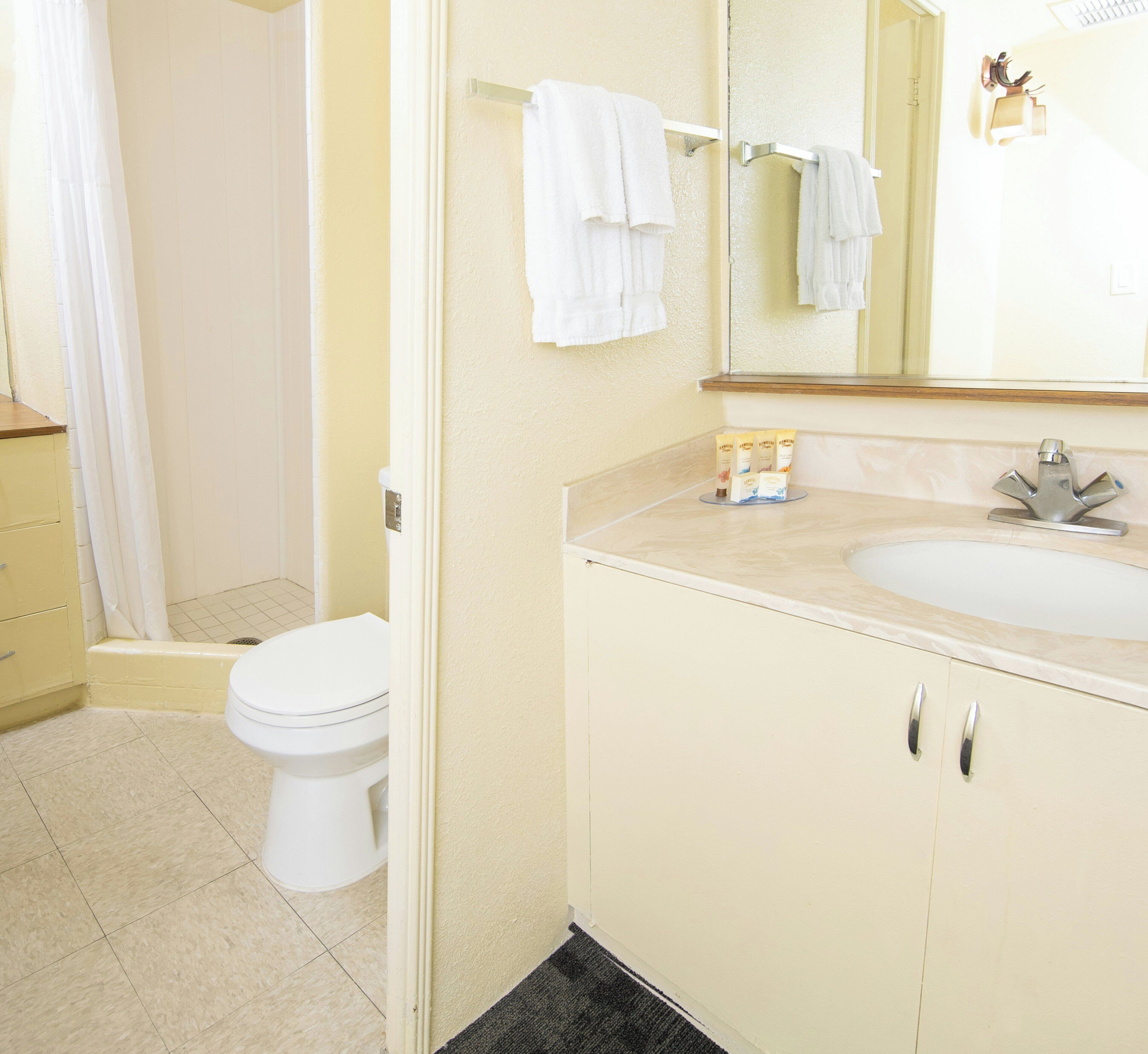 Photo - Ohia Waikiki Studio Suites