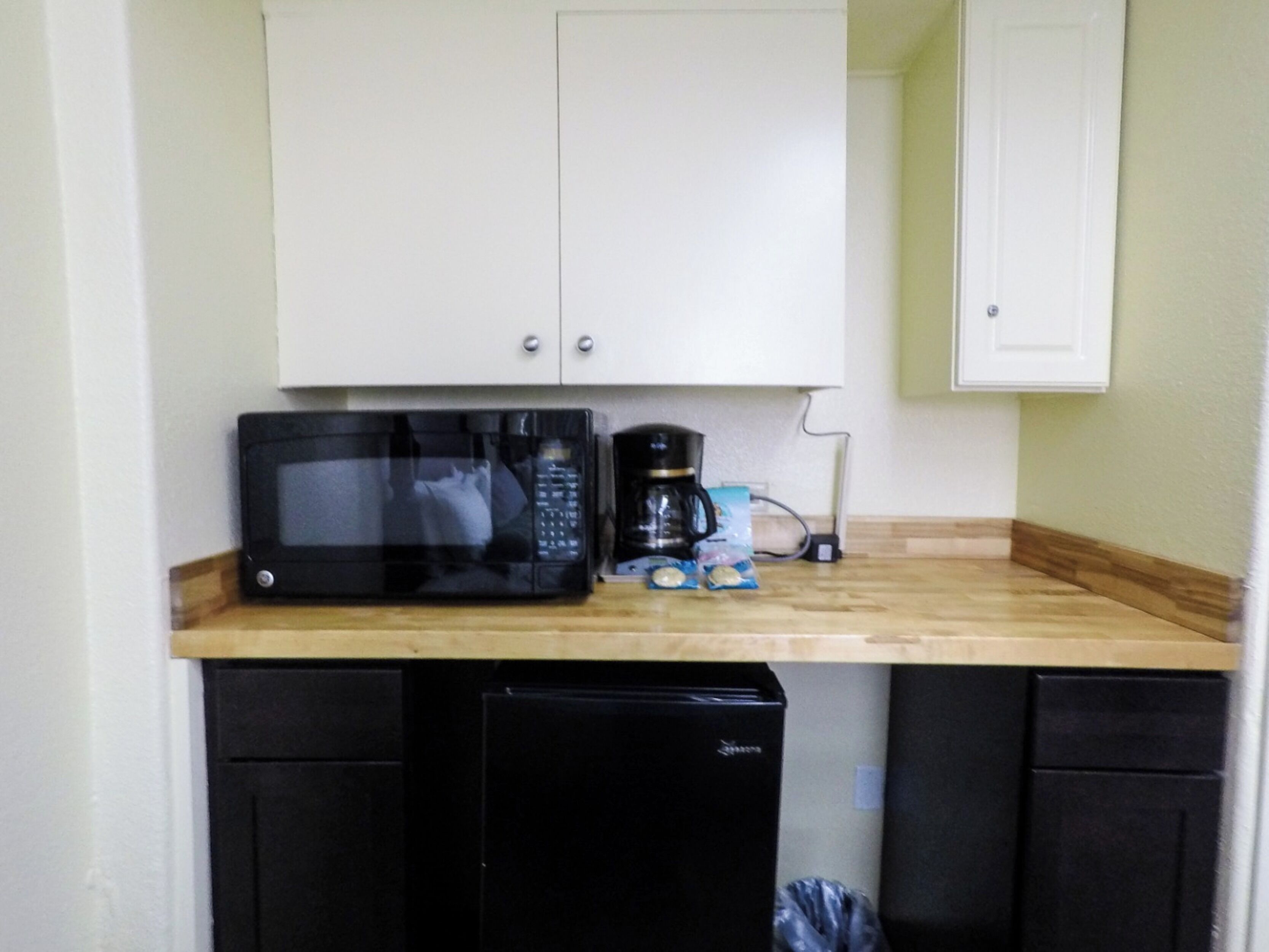 Photo - Ohia Waikiki Studio Suites