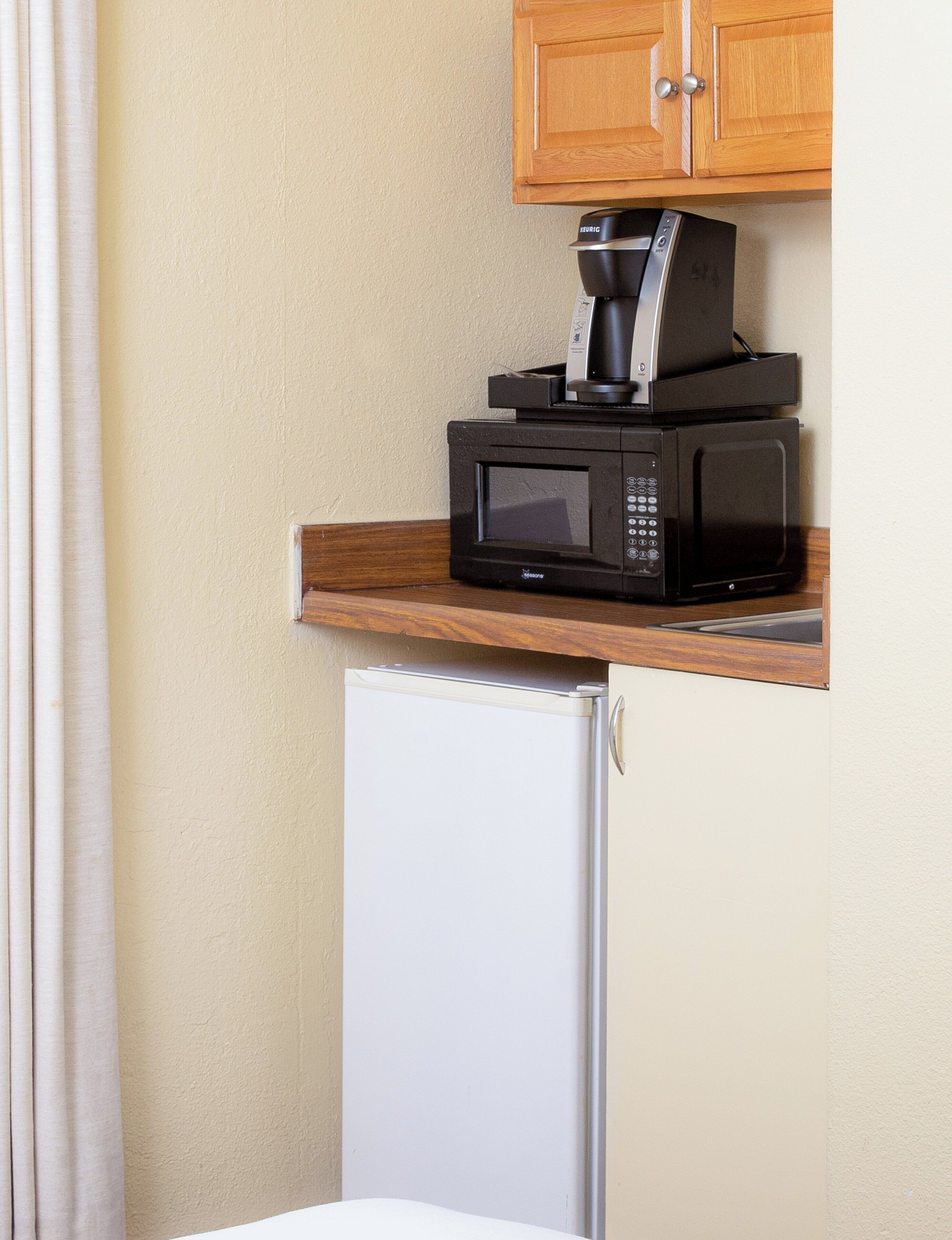 Photo - Ohia Waikiki Studio Suites