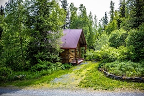 Cabin, Mountain View, Mountainside (#1 Chinook) | Rollaway beds, free WiFi, bed sheets - Midnight Sun Log Cabins (Moose Pass)