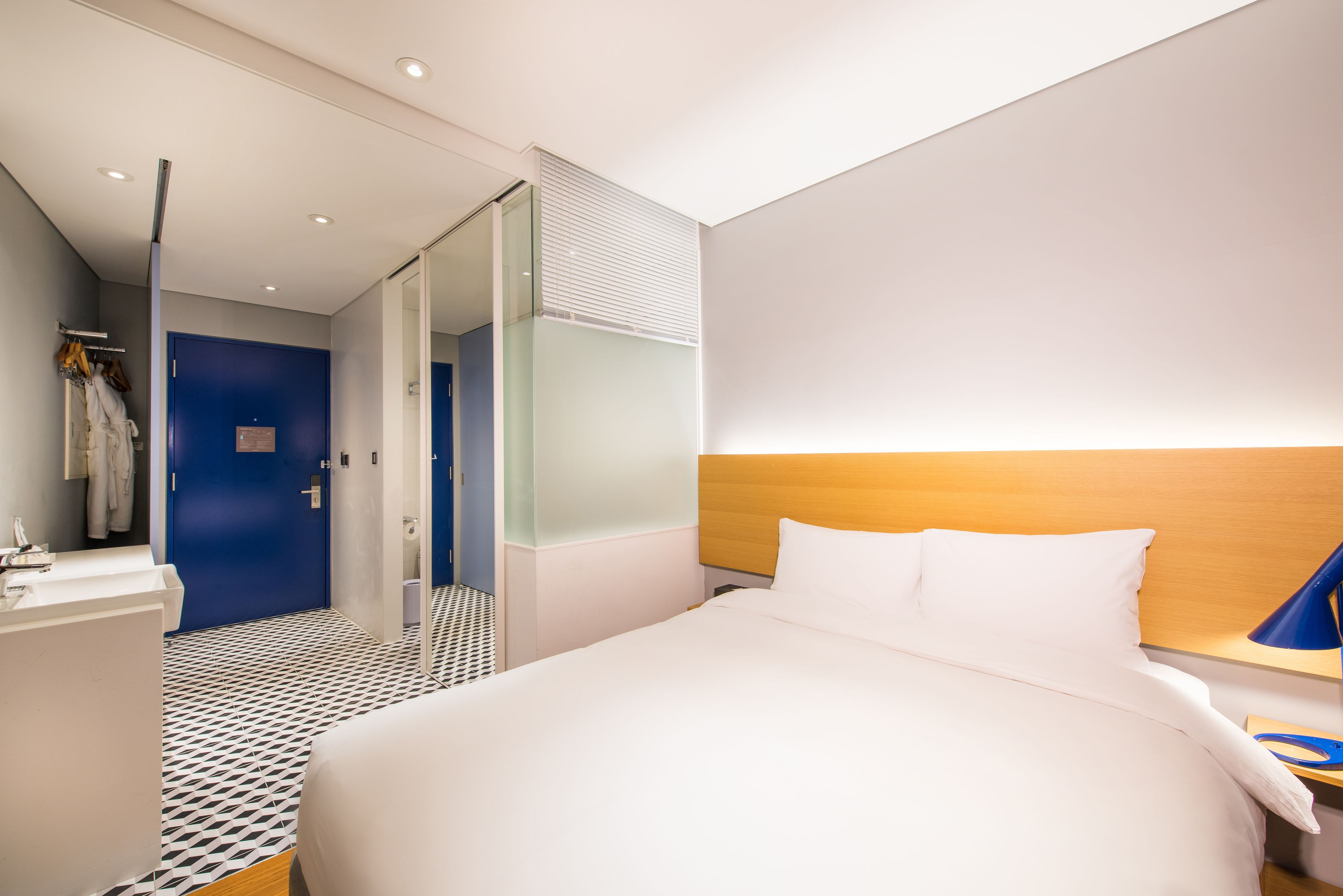 superior double room | view from room