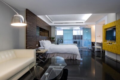 Kapok Hotel & Resorts