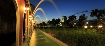 Thada Chateau Hotel