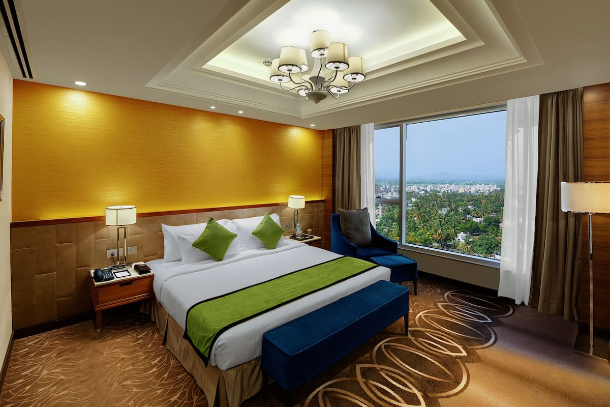 grand room, 1 bedroom, accessible, city view | in-room safe, desk, blackout curtains, soundproofing