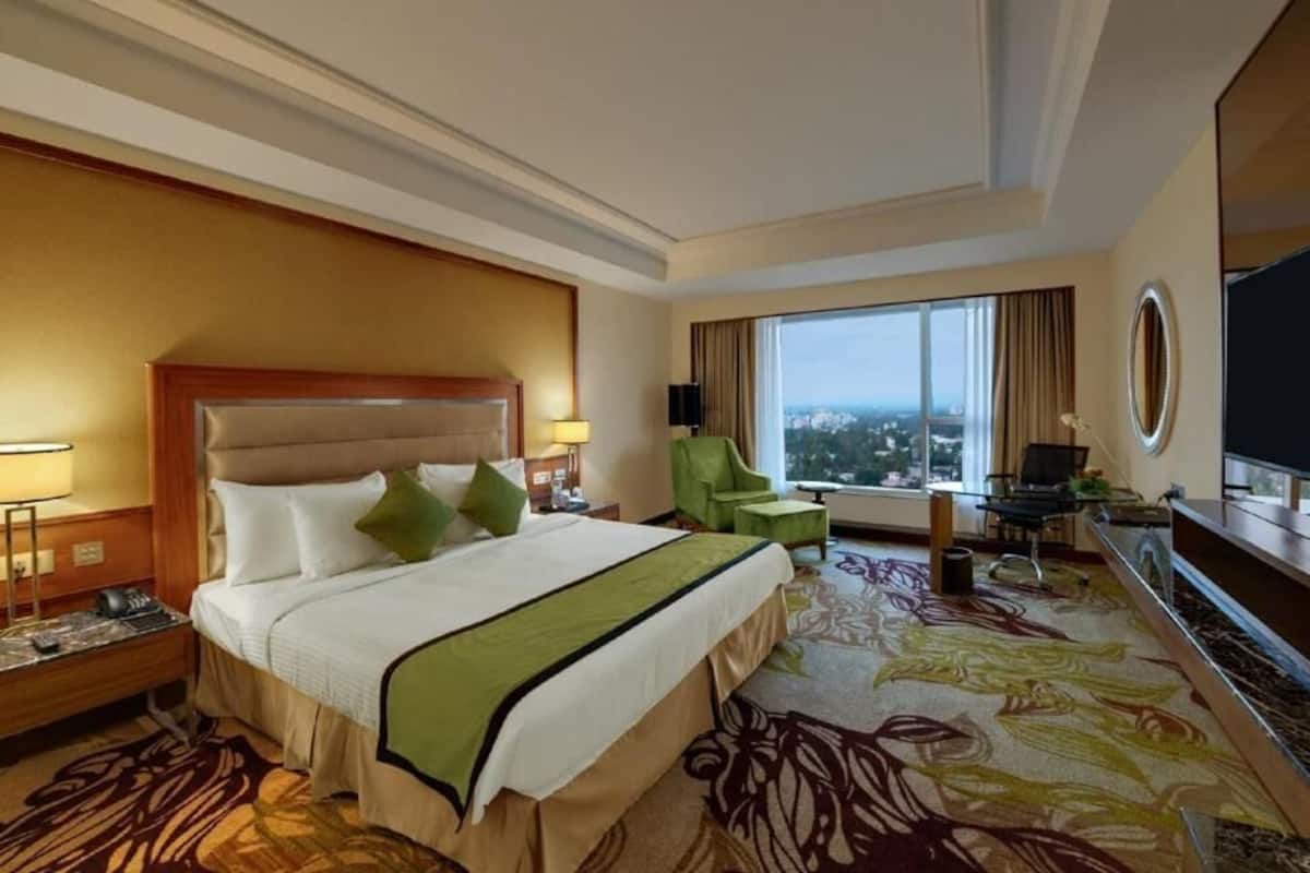 in-room safe, desk, blackout curtains, soundproofing