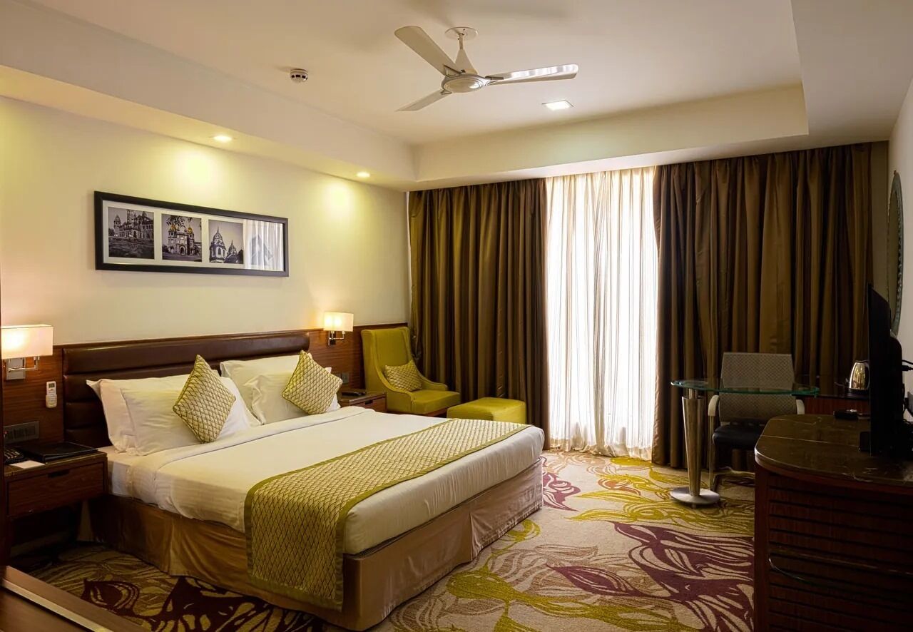 in-room safe, desk, blackout curtains, soundproofing