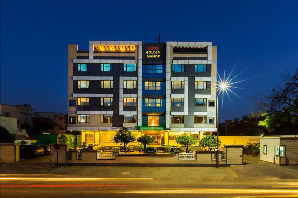 Hotel Golden Manor