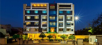 Hotel Golden Manor