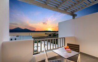 Ropa de cama de alta calidad y minibar 