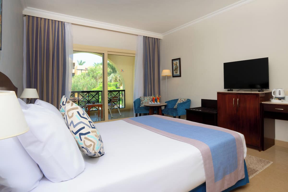 Standard Room, Garden View