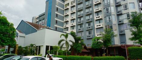 Fachada de la propiedad