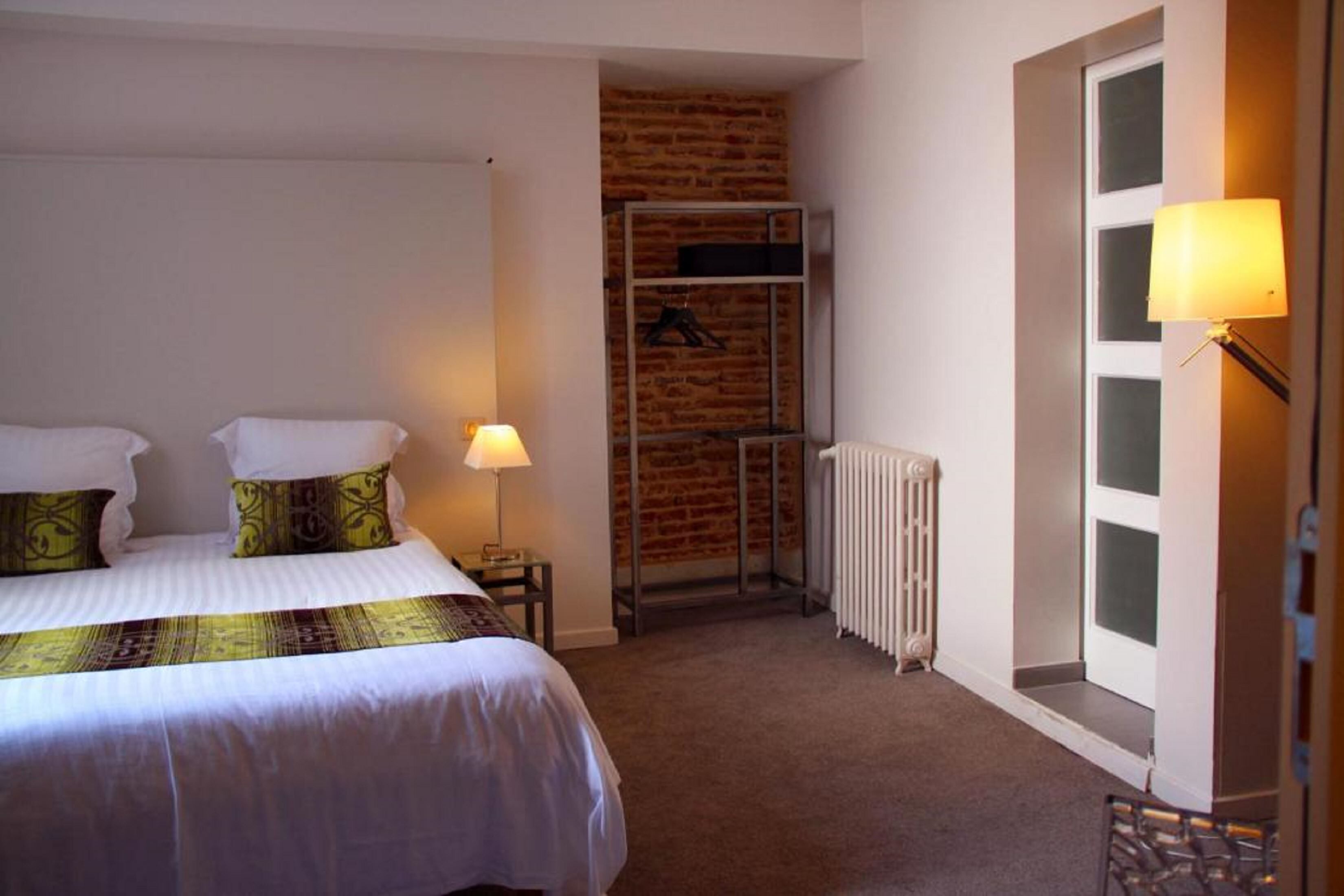 family room, 1 queen bed with sofa bed, private bathroom, city view | premium bedding, pillow-top beds, minibar, desk