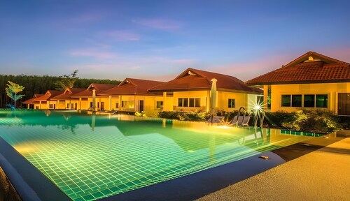 Phuket Airport Villa