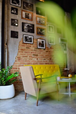 로비 좌석 공간