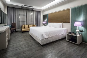 In-room safe, desk, rollaway beds, free WiFi