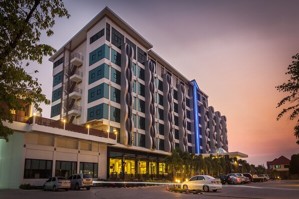 Exterior detail - Alvarez Hotel (Buriram)