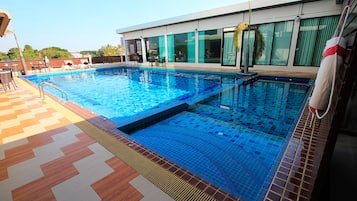 Outdoor pool, sun loungers