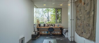 Motif No.1 Guest House