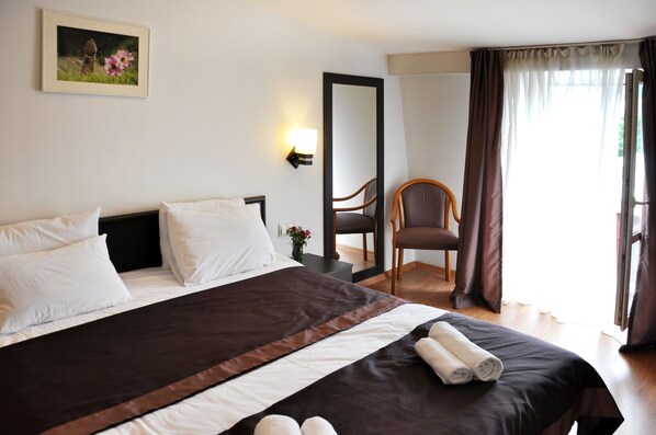 Standard-Doppel- oder -Zweibettzimmer, Bergblick