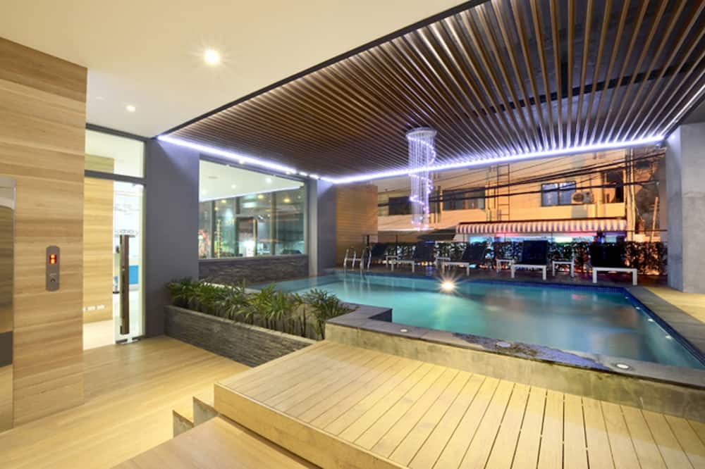 The Scenery City Hotel