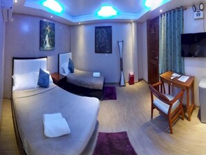 In-room safe, desk, blackout curtains, iron/ironing board - Deparis Beach Resort (Boracay Island)