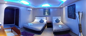 Deluxe Room (Interior Triple) - Deparis Beach Resort (Boracay Island)
