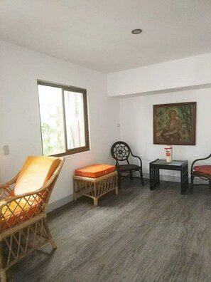 Terrace/patio - Deparis Beach Resort (Boracay Island)