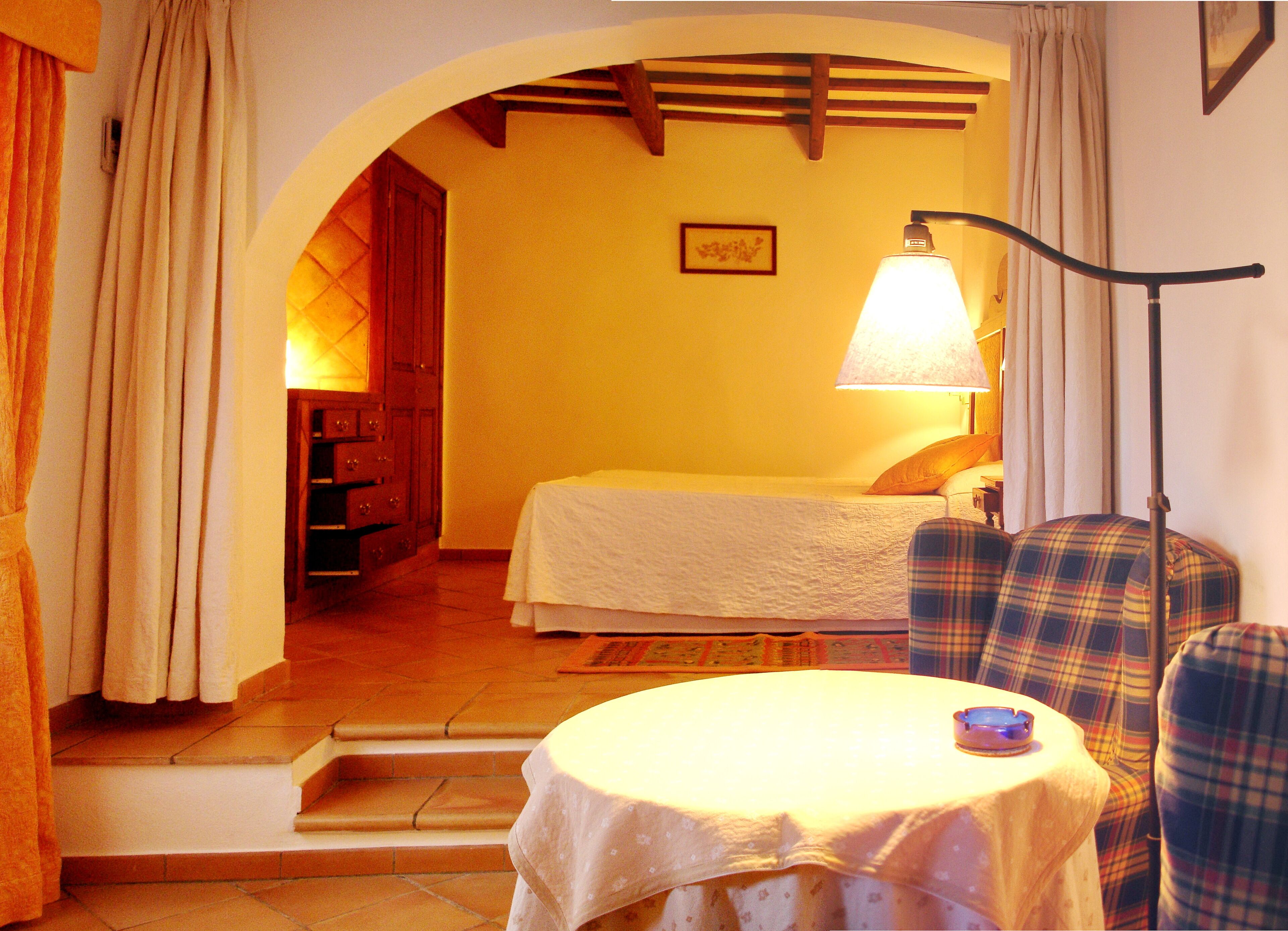 superior double room | premium bedding, pillow-top beds, minibar, in-room safe