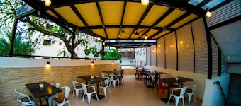 Zerenity Hotel & Suites