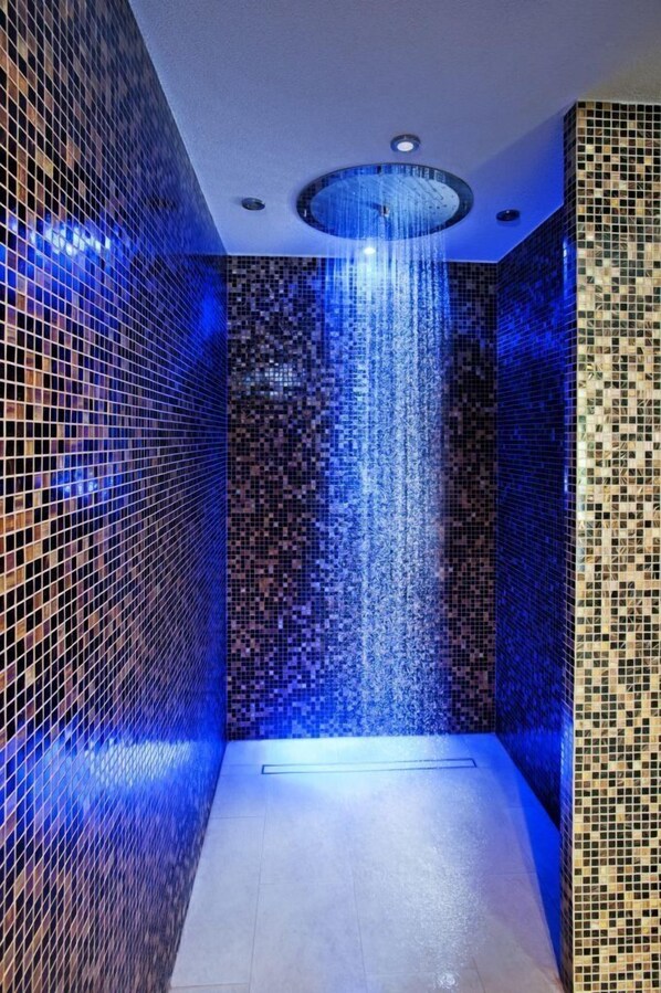 Vichy shower