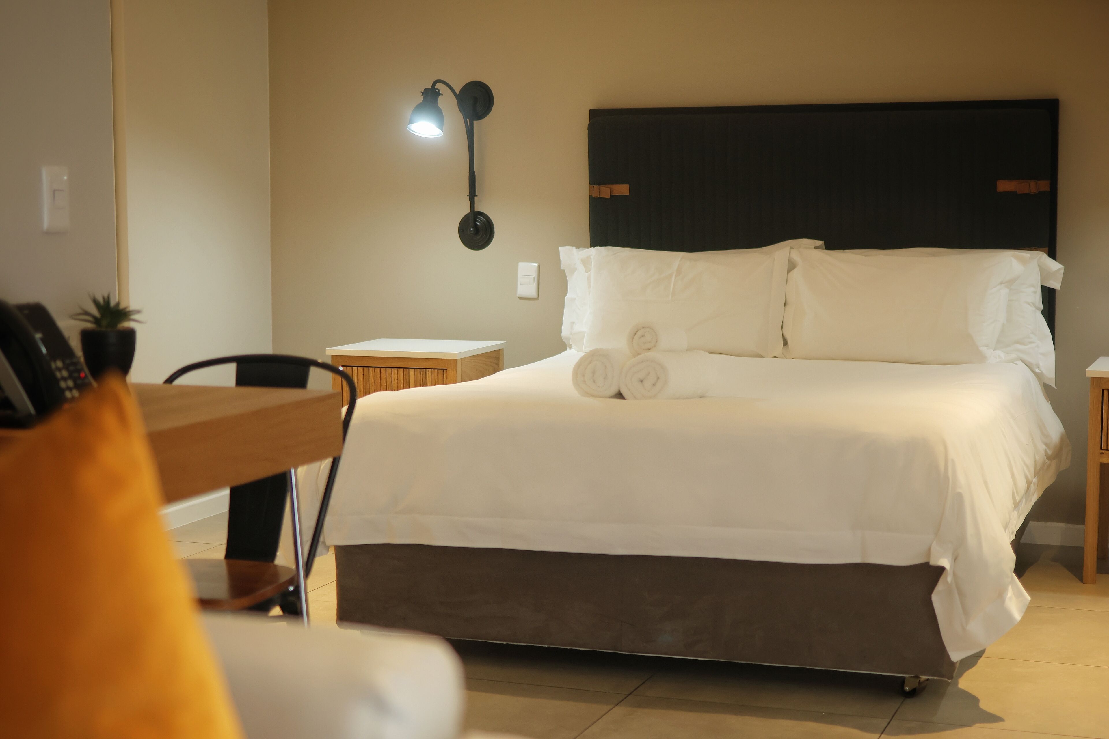 Premium bedding, in-room safe, desk, laptop workspace