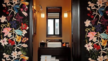 Classic Room, 1 King Bed | Bathroom | Designer toiletries, hair dryer, bathrobes, slippers