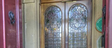 Entrée de l’hébergement