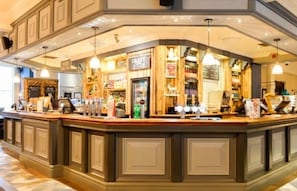 Breakfast, lunch and dinner served - The Brentwood Hotel by Greene King Inns (Rotherham)