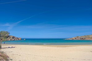 Beach nearby - Rainbow Apartments (Chania)