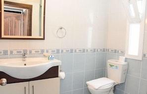 Standard Double or Twin Room, Terrace, Sea View | Bathroom | Shower, free toiletries, hair dryer