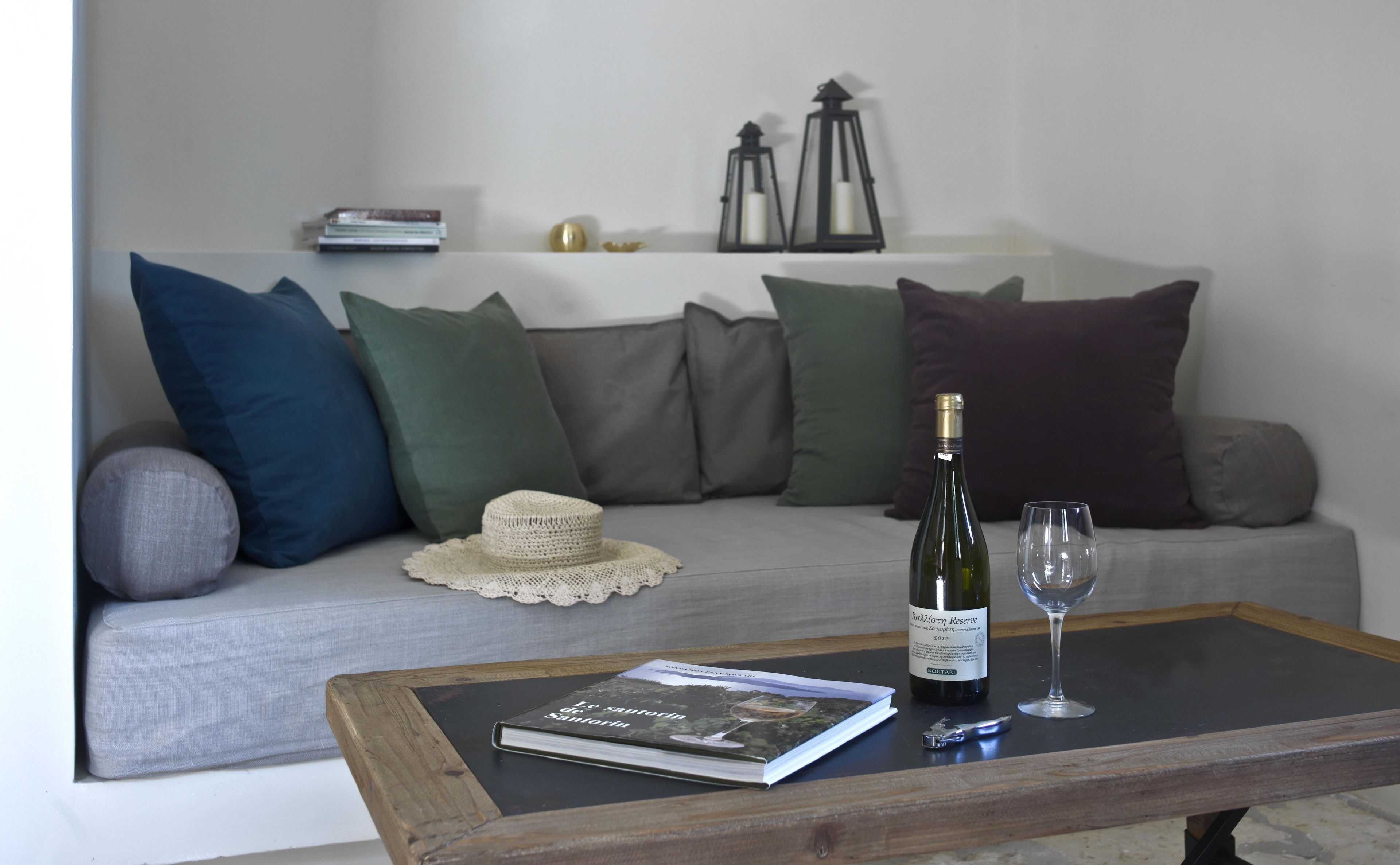 junior suite (malvasia) | living room | 32-inch flat-screen tv with satellite channels, tv