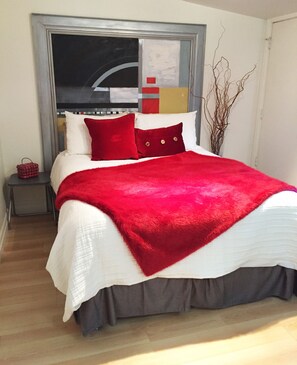 Stone Boutique Suites – Rolling Stone Suite , 1 Bedroom Apartment