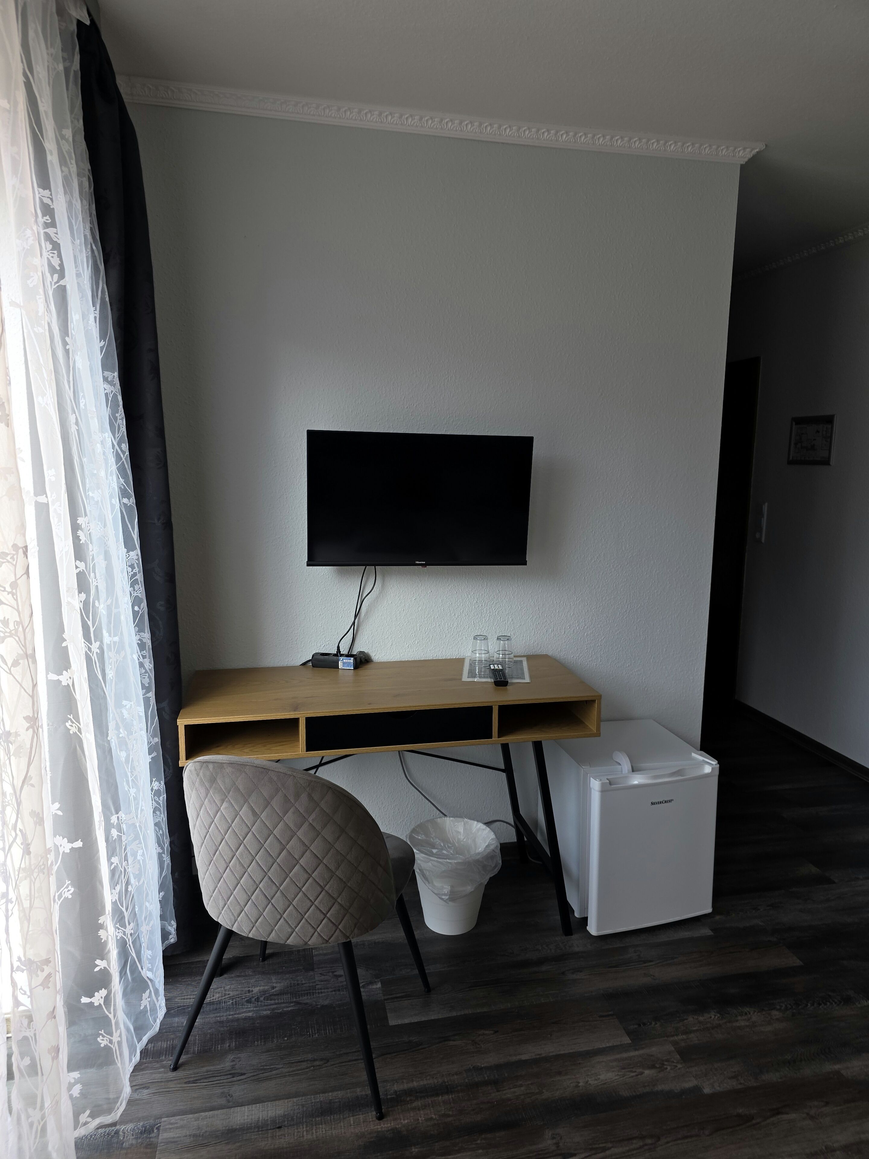 basic double or twin room, 2 single beds, non smoking | 1 bedroom, hypo-allergenic bedding, individually decorated, desk