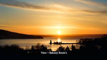 Huone, 1 keskisuuri parisänky, parveke, järvinäköala | Näkymä huoneesta