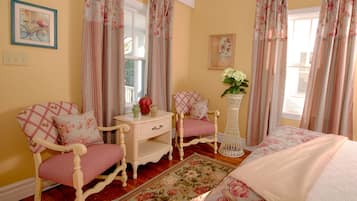 Chambre, 1 grand lit | Décoration personnalisée, ameublement personnalisé