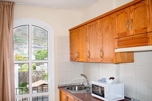 In-room safe, blackout curtains, iron/ironing board, free WiFi
