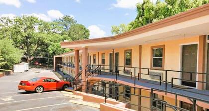 OYO Hotel Tallahassee Downtown